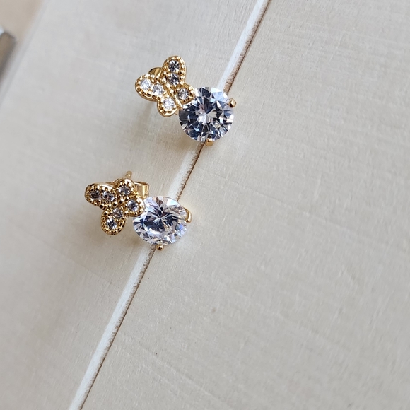 Butterfly Cz earrings - Picture 5 of 5